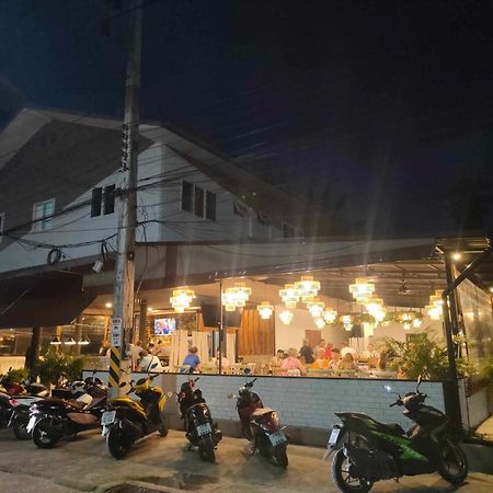 Guesthouse And Restaurant Ratatouille Baan Tai Exteriér fotografie