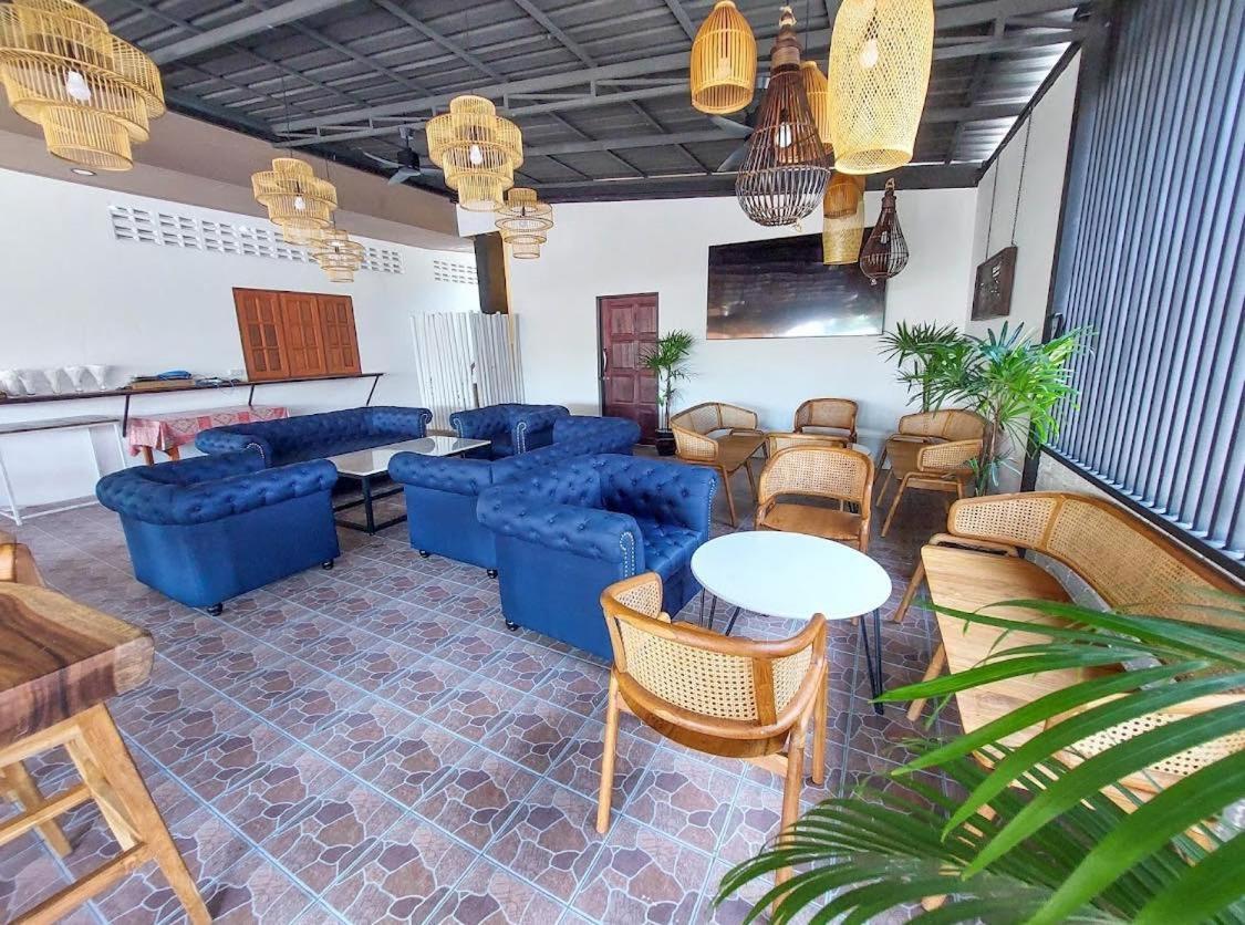 Guesthouse And Restaurant Ratatouille Baan Tai Exteriér fotografie